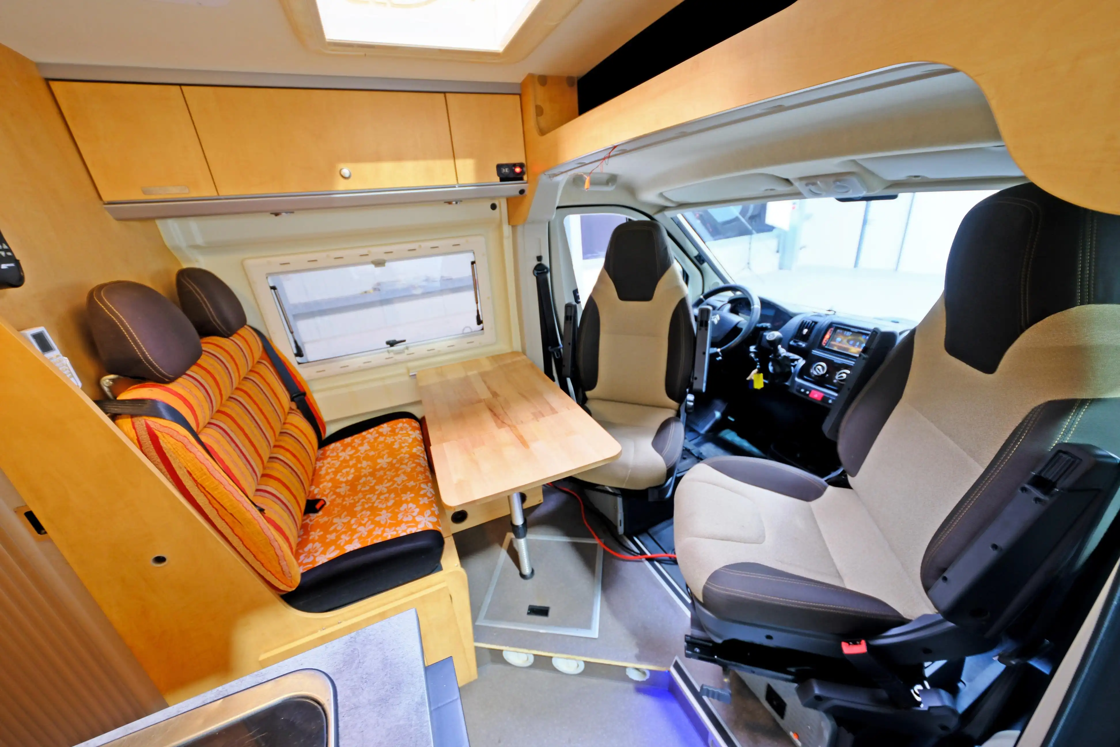 CLEVER Van 600 Celebration